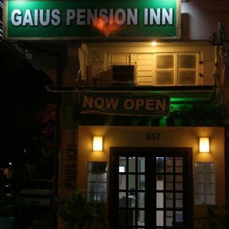 Gaius Inn Manila Exterior foto